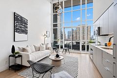 5 Hanna Avenue 532, Toronto, ON M6K 0B3