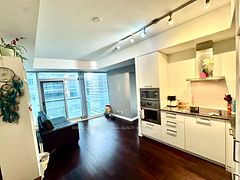 14 York Street 1710, Toronto, ON M5J 2Z2
