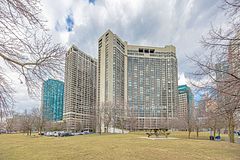 33 Harbour Square 1808, Toronto, ON M5J 2G2
