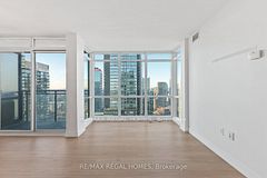 15 Fort York Boulevard 4106, Toronto, ON M5V 3Y4