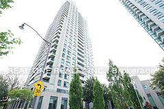 30 Harrison Garden Boulevard 2011, Toronto, ON M2N 7A9