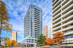 58 Orchard View Boulevard 209, Toronto, ON M4R 1B9