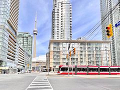 9 Spadina Avenue 203, Toronto, ON M5V 3V5