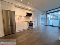 25 Richmond Street E 1008, Toronto, ON M5C 0A6