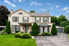 47 Stratheden Road, Toronto, ON M4N 1E5