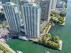 99 Harbour Square 606, Toronto, ON M5J 2H2