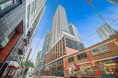 400 King Street W 2416, Toronto, ON M5V 1K2