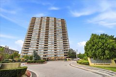 10 Torresdale Avenue 1902, Toronto, ON M2R 3V8