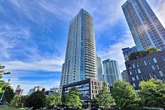 75 Queens Wharf Road 607, Toronto, ON M5V 0J8
