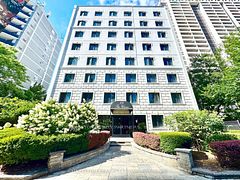 88 Wellesley Street E 605, Toronto, ON M4Y 1H4