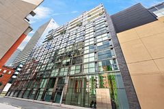 25 Oxley Street 907, Toronto, ON M5V 2J5
