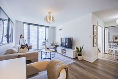 43 Eglinton Avenue 806, Toronto, ON M4P 1A5