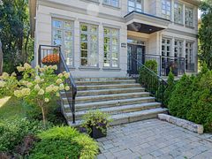 55 Viewmount Avenue, Toronto, ON M6B 1T2