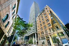 38 Grenville Street 1607, Toronto, ON M4Y 1A5