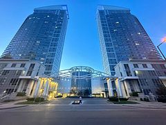 38 Lee Centre Drive 2912, Toronto, ON M1H 3J7