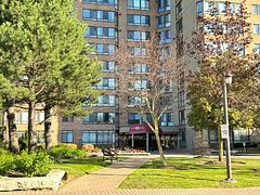 55 Bamburgh Circle 414, Toronto, ON M1W 3V4