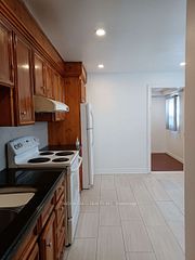 765 Gerrard Street E Main Fl, Toronto, ON M4M 1Y5