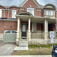 12 cachia Lane, Ajax, ON L1T 0P8