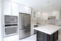 40 Alanbull Square, Toronto, ON M1V 4M1