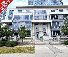 38 Lee Centre Drive TH120, Toronto, ON M1H 3J7