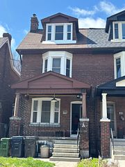 78 Woodycrest Avenue 2nd & 3rd Floors, Toronto, ON M4J 3A7