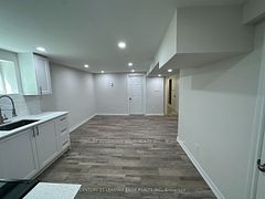 11 White Abbey Park Bsmt, Toronto, ON M1R 4R3