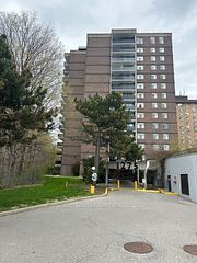1275 Markham Road E 1502, Toronto, ON M1H 3A2