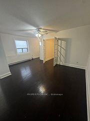 849 Broadview Avenue E 19, Toronto, ON M4K 2P9