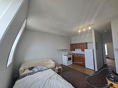 15 King Street E Apartment #5, Clarington, ON L1C 1N1