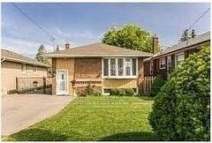 62 Lombardy Crescent Main, Toronto, ON M1K 4N9