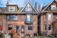 10 Wroxeter Avenue Lower, Toronto, ON M4K 1J6