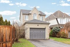 27 Foundry Lane, Whitby, ON L1P 1M5