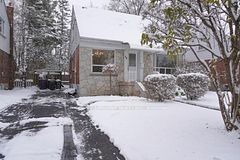 48 Greylawn Crescent, Toronto, ON M1R 2V6