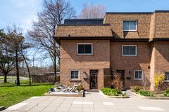 20 Hainford Street 7, Toronto, ON M1E 4X8