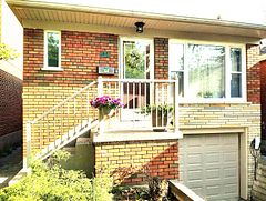 9 Craiglee Drive, Toronto, ON M1N 2L7