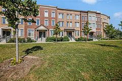 19 Island Road 35, Toronto, ON M1C 0E4