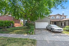 84 Long Drive, Whitby, ON L1N 8E7