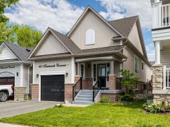 49 Kenilworth Crescent, Whitby, ON L1M 2M6