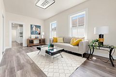 223 Bloor Street E, Oshawa, ON L1H 3M3
