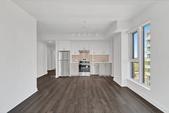 3030 Pharmacy Avenue 1407, Toronto, ON M1W 2N7