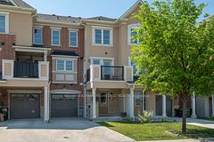 73 Cleanside Road, Toronto, ON M1L 0J4
