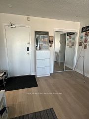 131 Taunton Road E 409, Oshawa, ON L1G 3T8