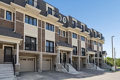 19 Marret Lane, Clarington, ON L1B 0X2