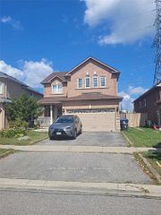 39 Candlebrook Crescent, Toronto, ON M1W 4B3