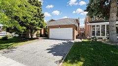 328 Goldhawk Trail, Toronto, ON M1V 4H1