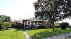607 Mary Street W, Whitby, ON L1N 2S1