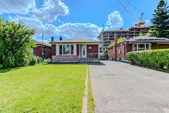 108 Cleta Drive, Toronto, ON M1K 3G7