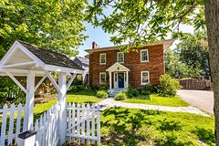 127 Beaver Street S, Clarington, ON L1B 1C4
