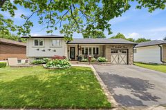 9 Turnbull Road, Ajax, ON L1S 2W8