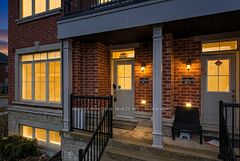 8 Eaton Park Lane 17, Toronto, ON M1W 0A5